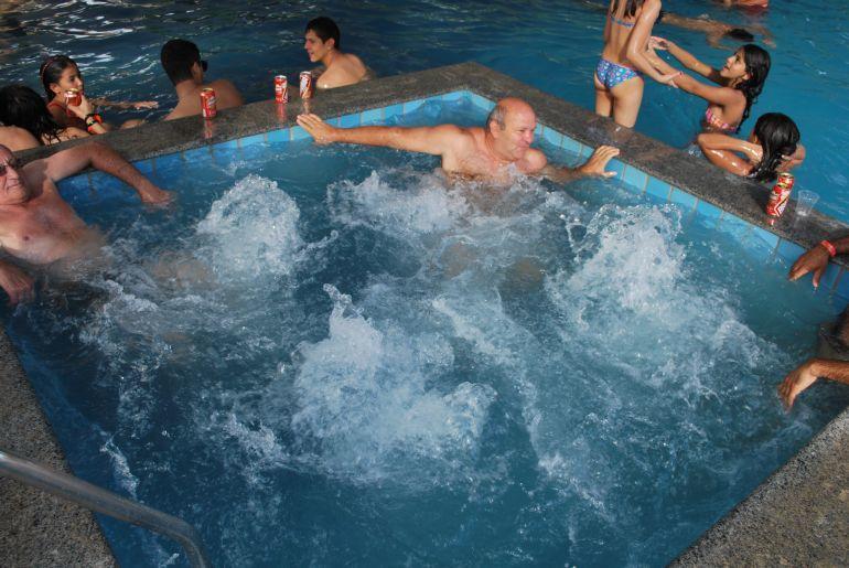 Diroma Resort - Achei Ferias Caldas Novas Bagian luar foto